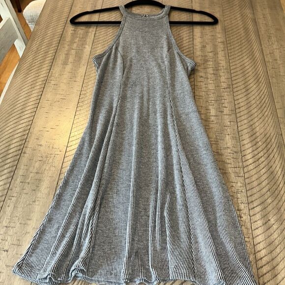 Fun 🤩 Fit & Flair Key 🔑 hole back Dress 👗 beach 🏖️ boardwalk Festival cool! - Picture 6 of 17